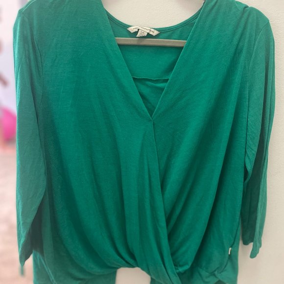 American Eagle Outfitters shirt (green) - Picture 1 of 3